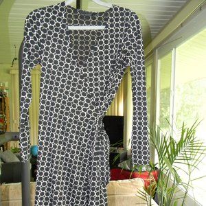 The Limited long sleeve knee- length wrap dress, XS black with champagne circles